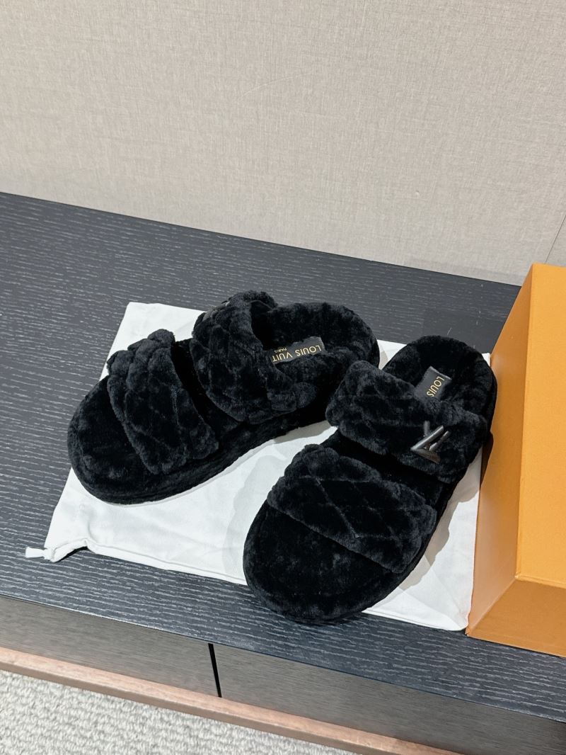 Louis Vuitton Slippers